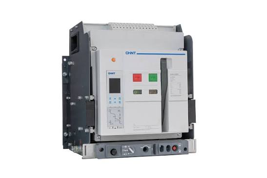 NA8-2500HU 3P Sabit Tip 1250A 65 kA(800V) LSIG